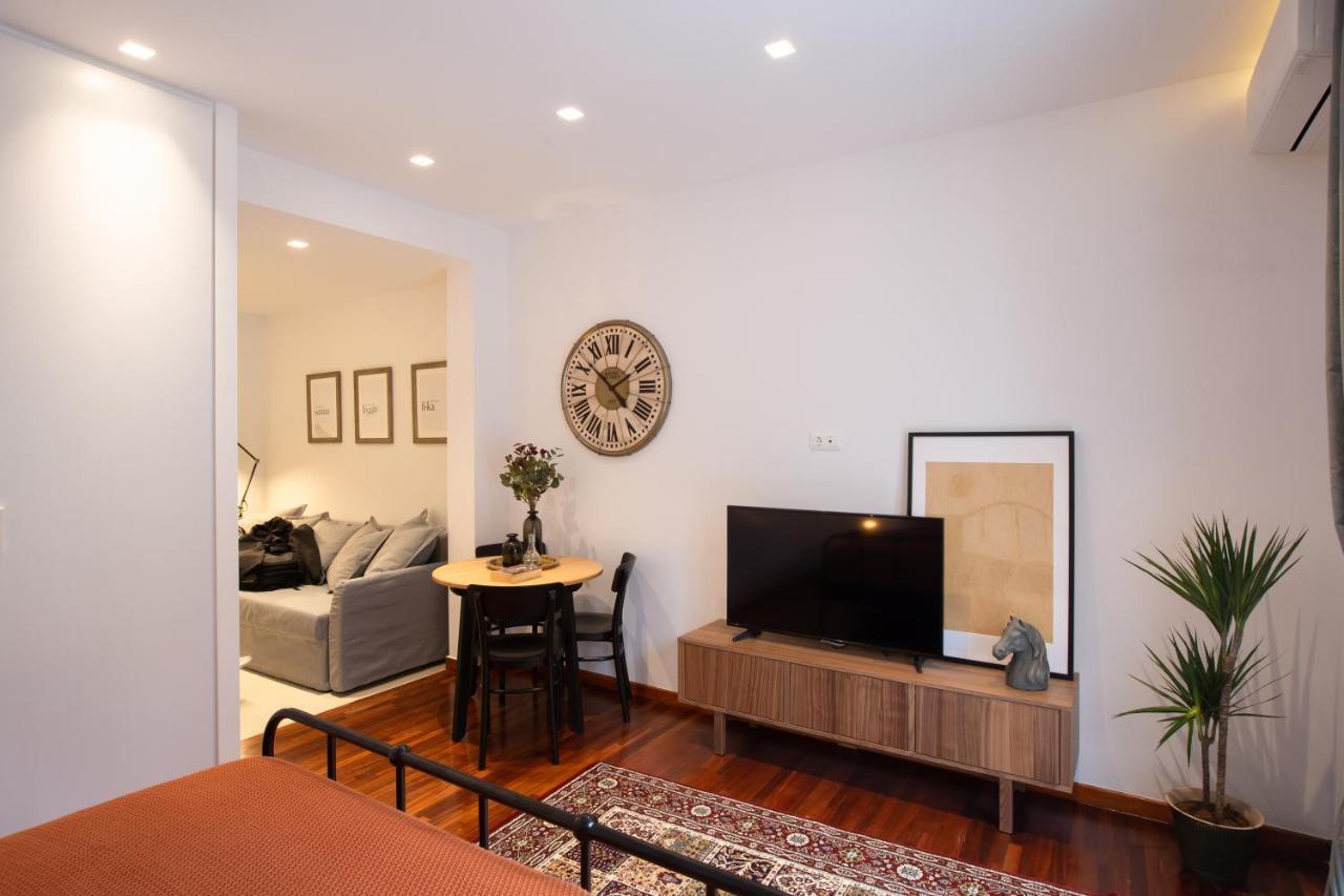 Apartment Phaedrus Living: Centre Luxury Flat Mavromichali *